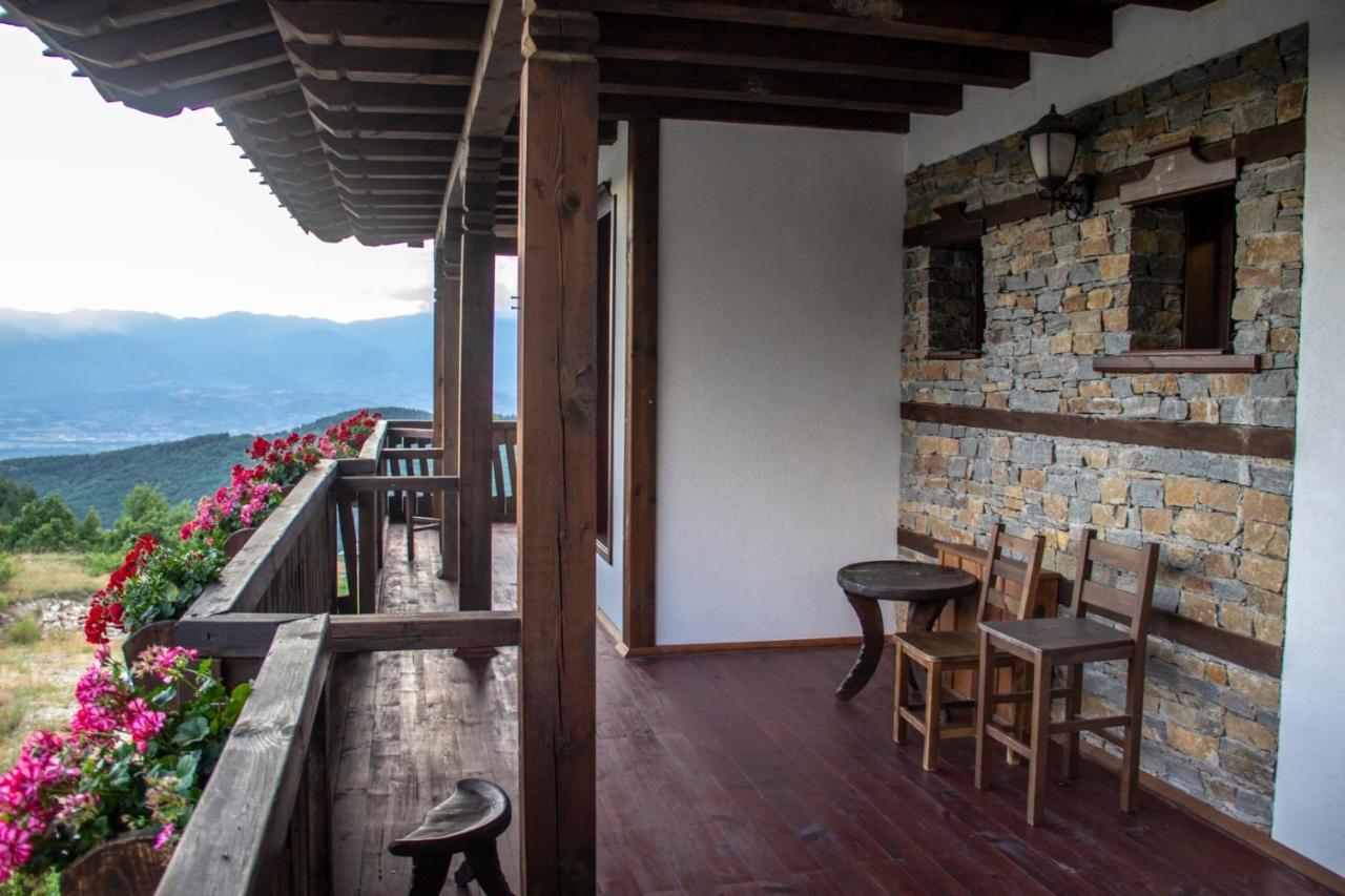 Leshtenski Rai Guest House Экстерьер фото